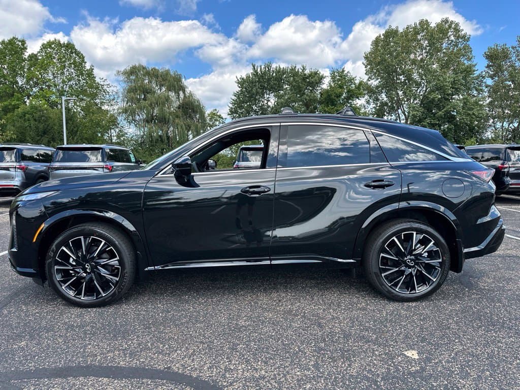 2027 INFINITI QX65 AUTOGRAPH - Image 2