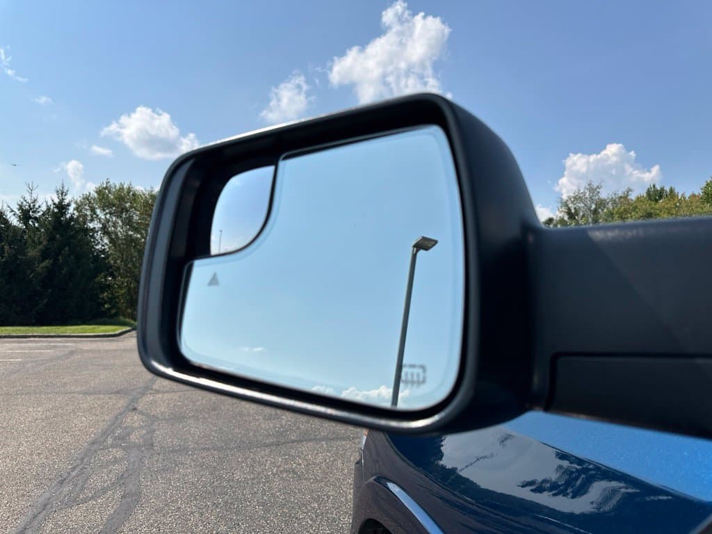 Photo 3 of 2024 Ram 1500 Limited