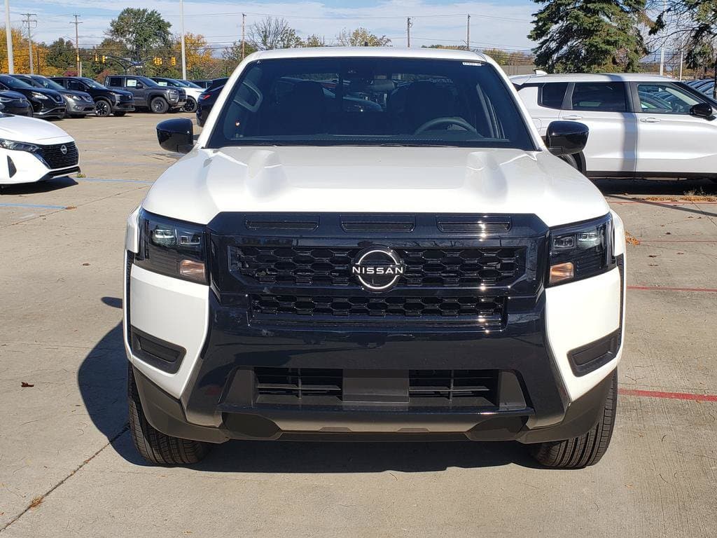 Photo 2 of 2027 Nissan Frontier SV