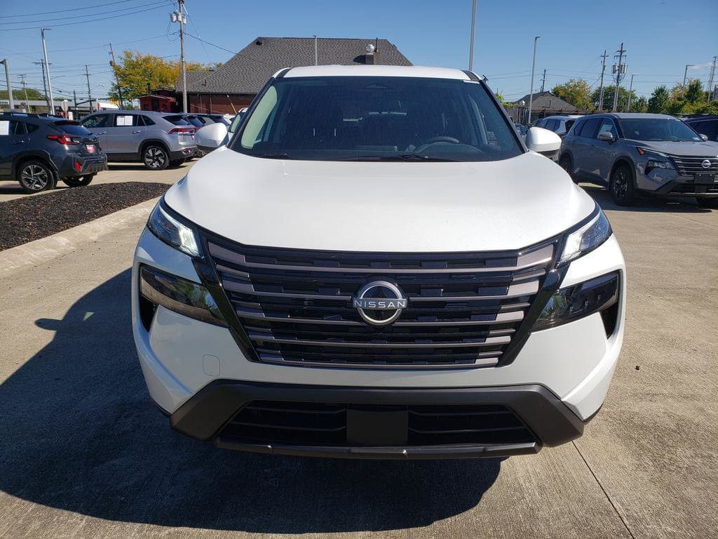 2026 Nissan Rogue SV - Image 2