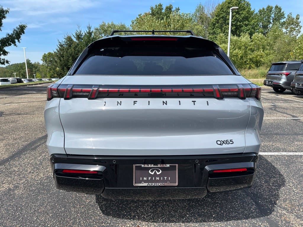 2027 INFINITI QX65 AUTOGRAPH - Image 4