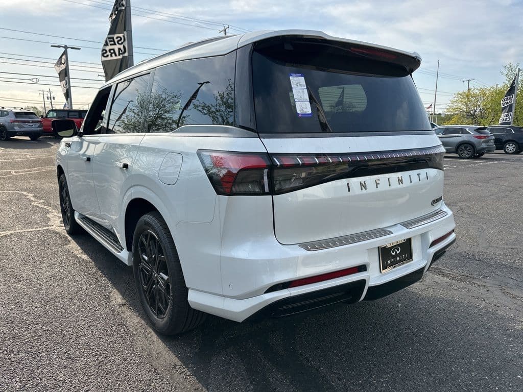 2026 INFINITI QX80 SPORT - Image 3