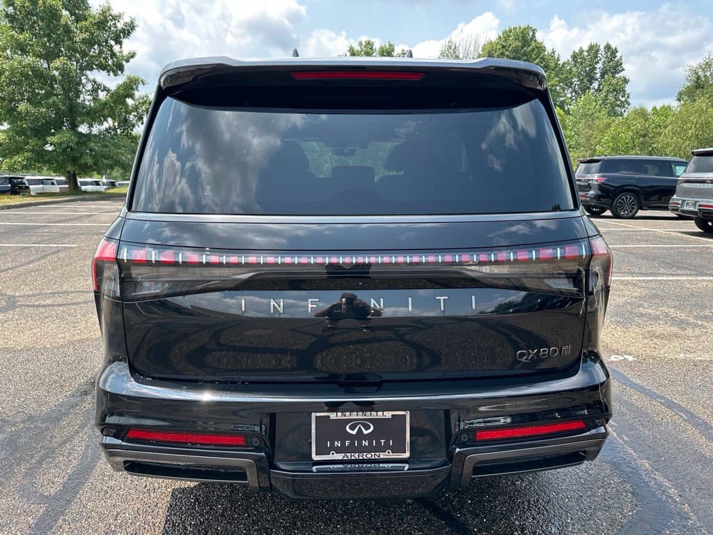 2027 INFINITI QX80 AUTOGRAPH - Image 4