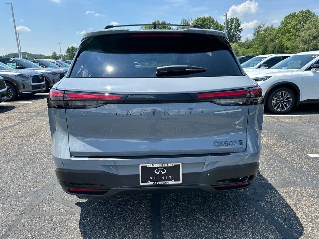2027 INFINITI QX60 SPORT - Image 4