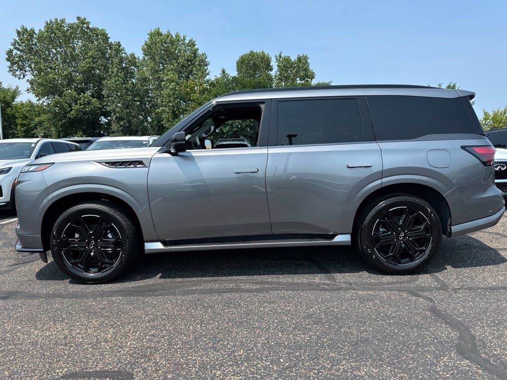 2027 INFINITI QX80 SPORT - Image 2