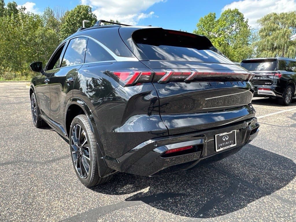 2027 INFINITI QX65 AUTOGRAPH - Image 3