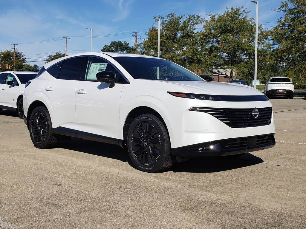 2027 Nissan Murano Platinum - Main Image