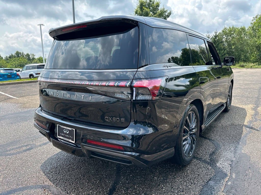 2027 INFINITI QX80 AUTOGRAPH - Image 5