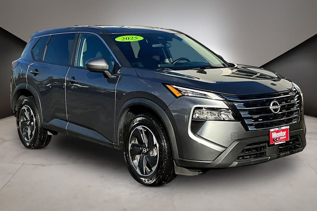 2025 Nissan Rogue SV - Main Image