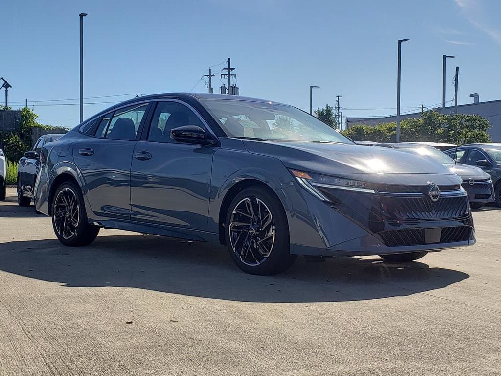 2027 Nissan Sentra SR - Main Image