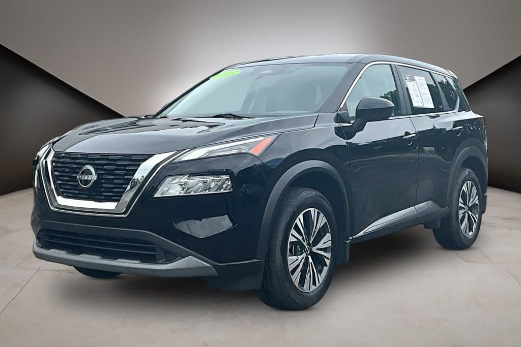 2023 Nissan Rogue SV - Image 3