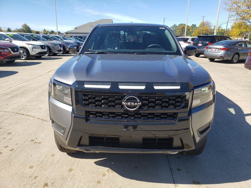 Photo 2 of 2027 Nissan Frontier SV