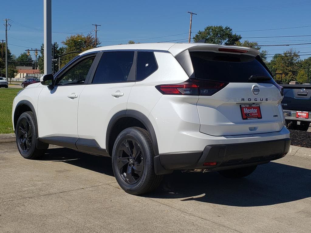2026 Nissan Rogue SV - Image 5