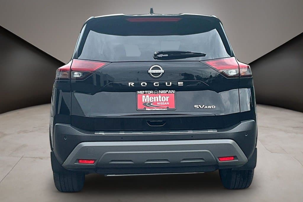 2023 Nissan Rogue SV - Image 5