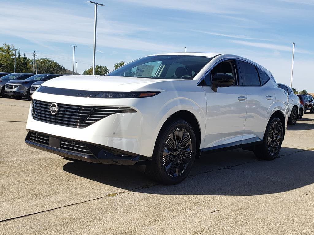 2027 Nissan Murano Platinum - Image 3