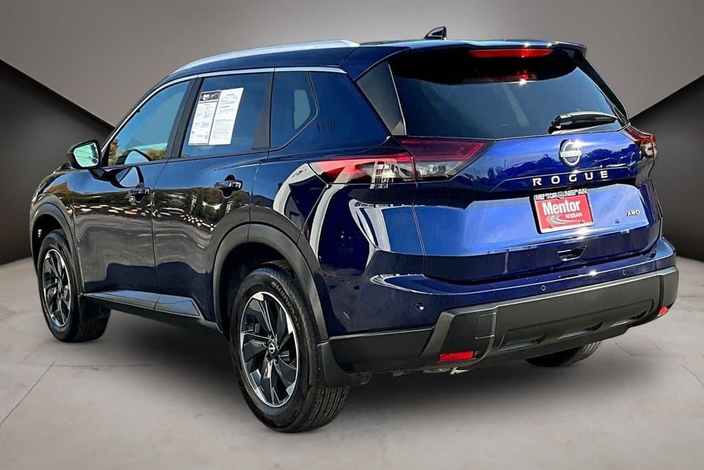 2026 Nissan Rogue SV - Image 4