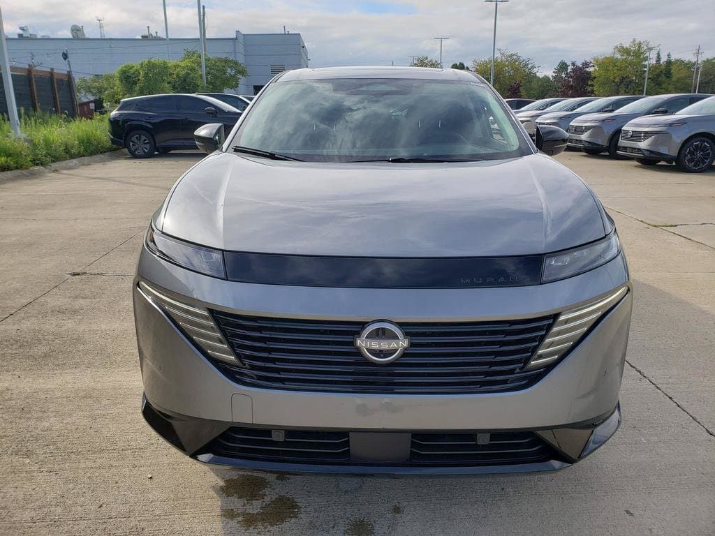 2027 Nissan Murano Platinum - Image 2