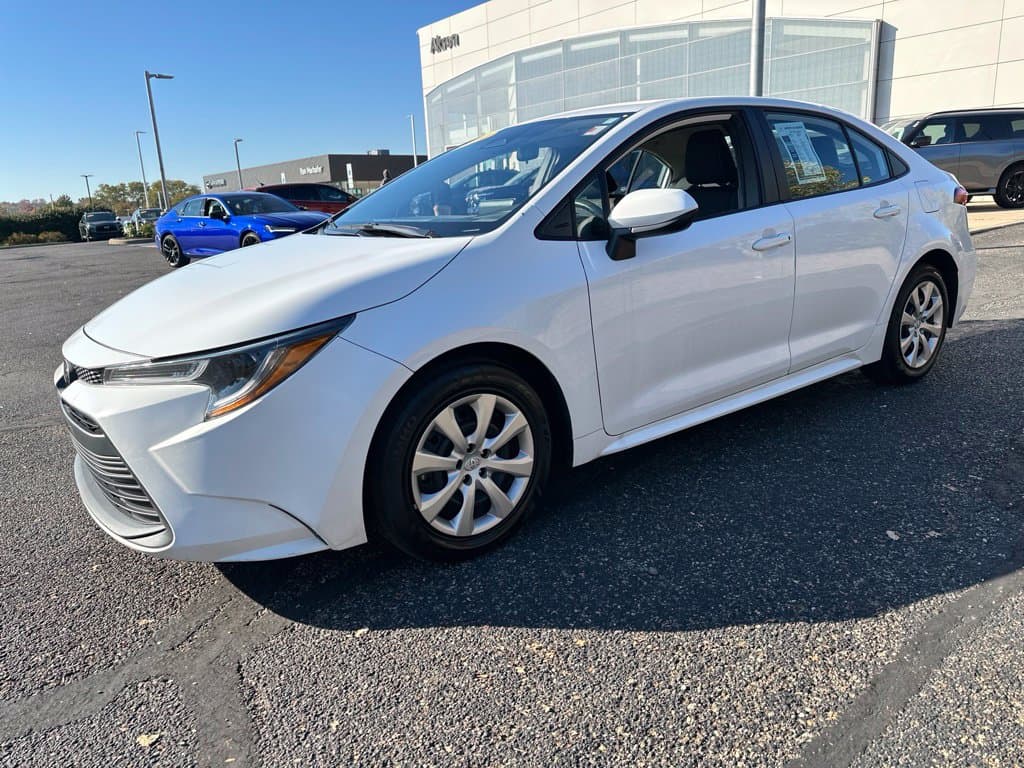 2024 Toyota Corolla LE - Image 5