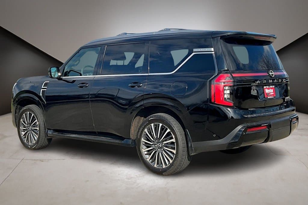 2025 Nissan Armada Platinum Reserve - Image 4