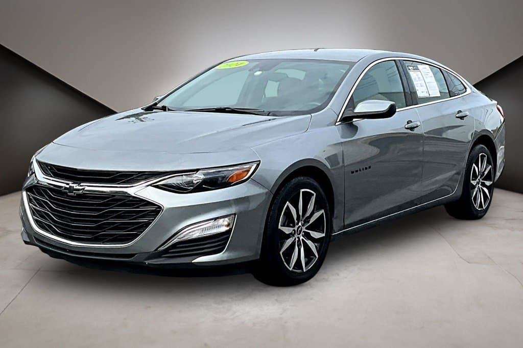 2024 Chevrolet Malibu RS - Image 3