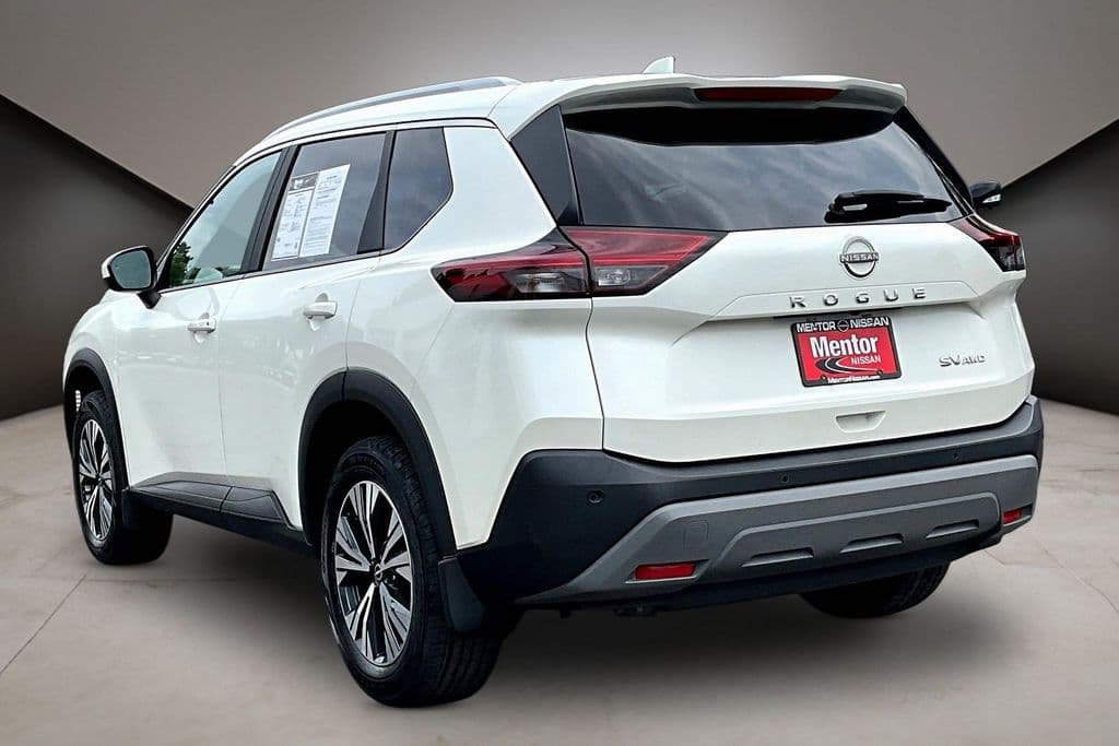 Photo 4 of 2023 Nissan Rogue SV