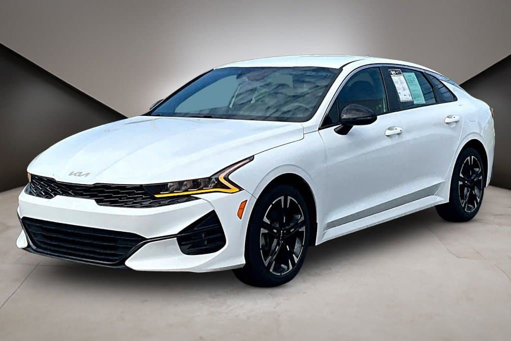 2024 Kia K5 GT-Line - Image 3