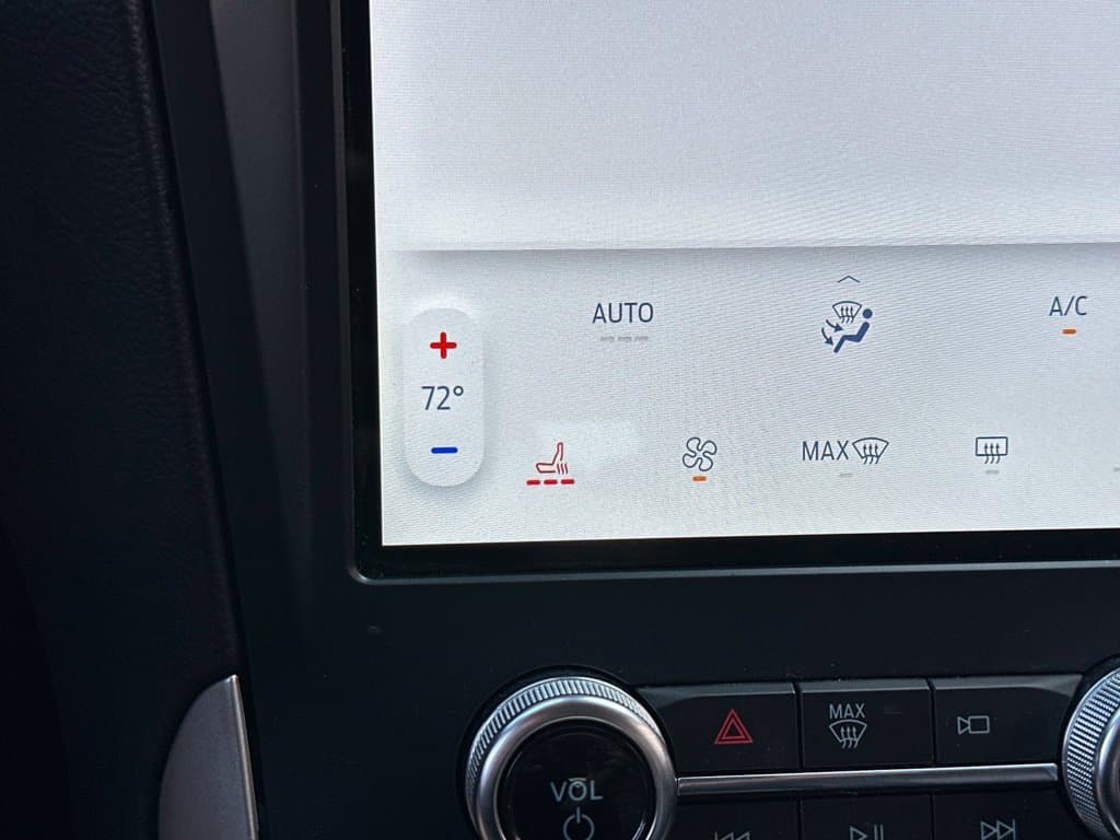 2023 Ford Edge SEL - Image 4