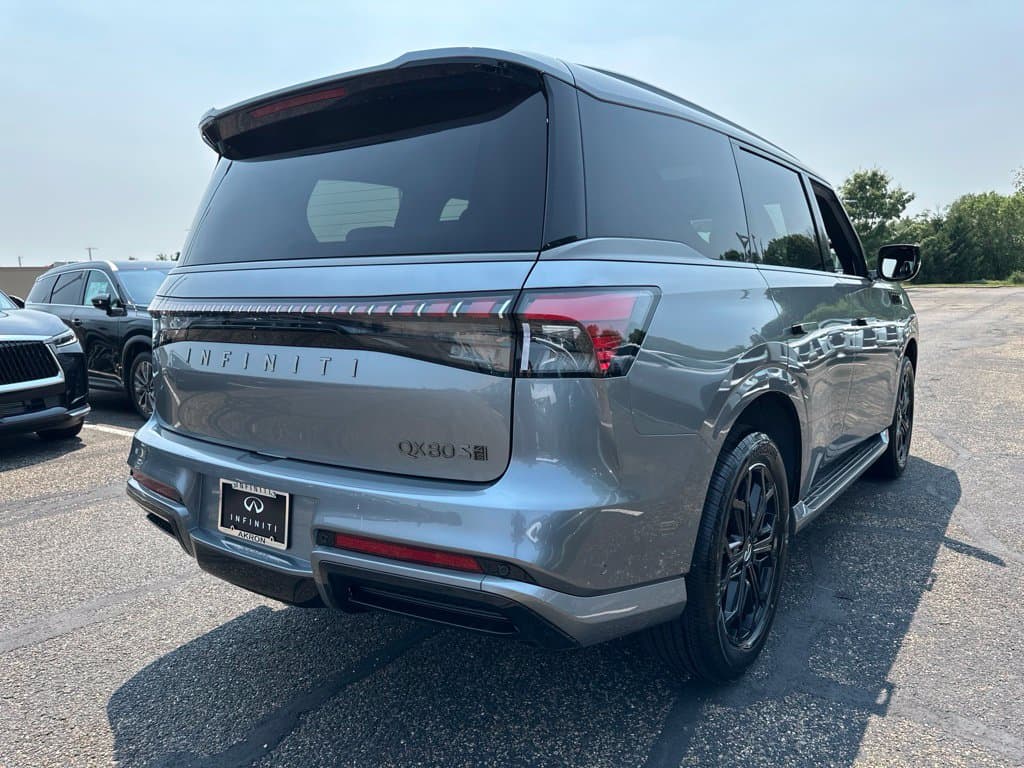 2027 INFINITI QX80 SPORT - Image 5