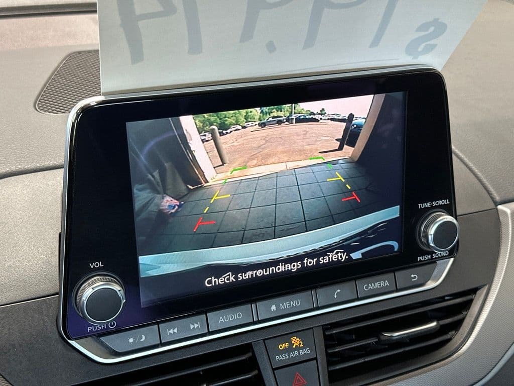 2024 Nissan Altima 2.5 SR - Image 4