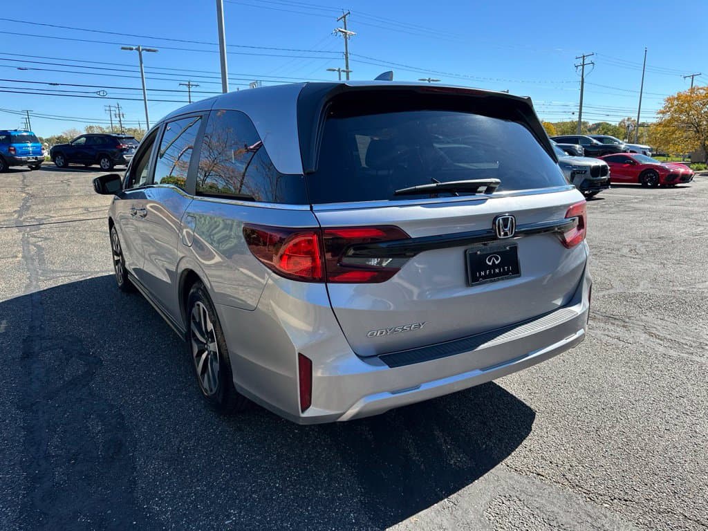 2025 Honda Odyssey EX-L - Image 5